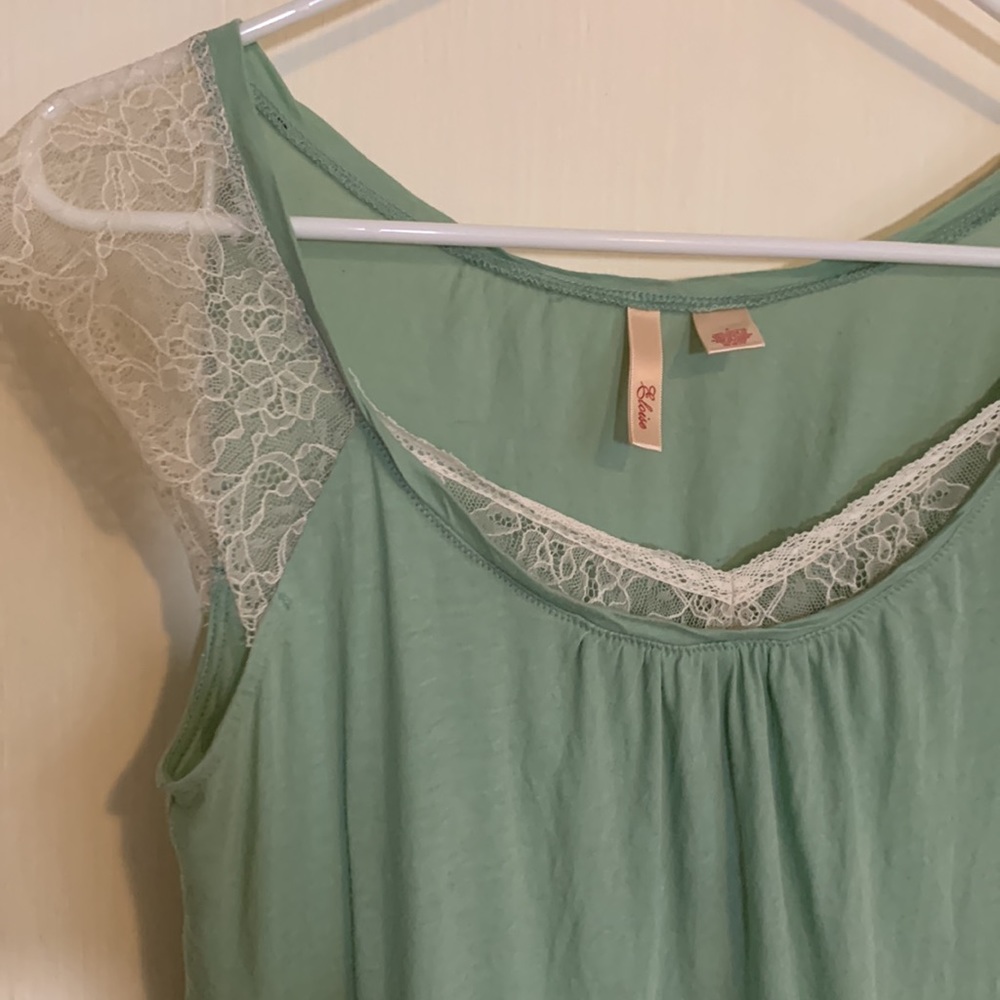 Sweet cotton and lace top. Eloise Size S
